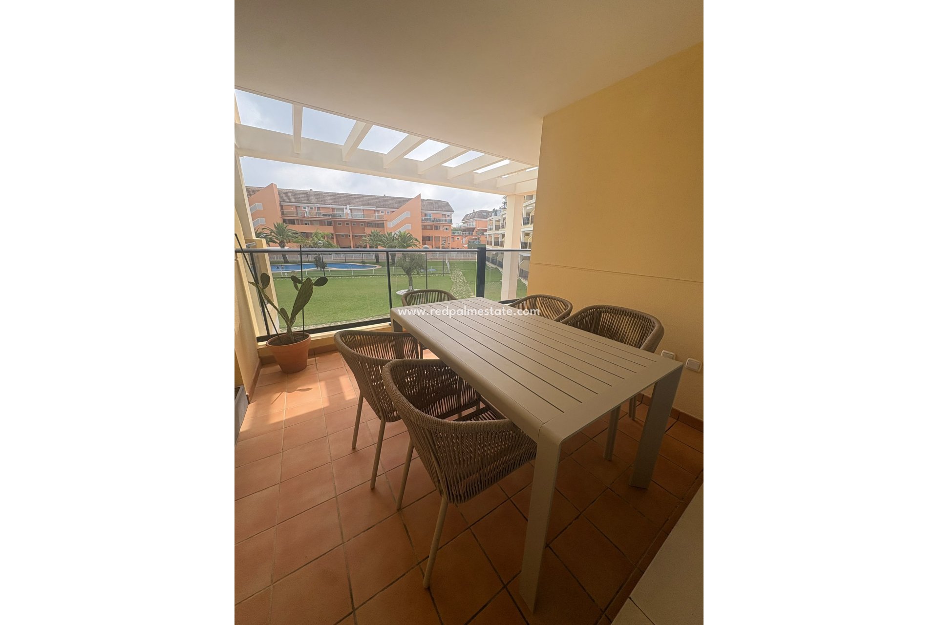 Videresalg - Leilighet -
Denia