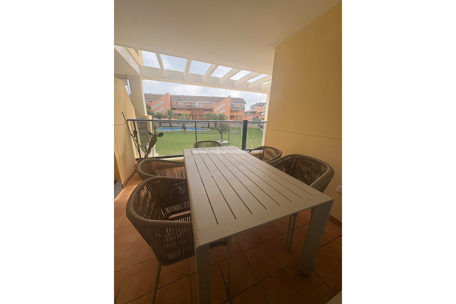 Videresalg - Leilighet -
Denia