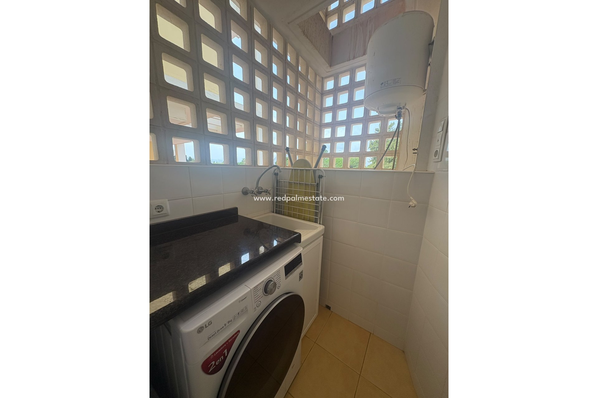 Videresalg - Leilighet -
Denia