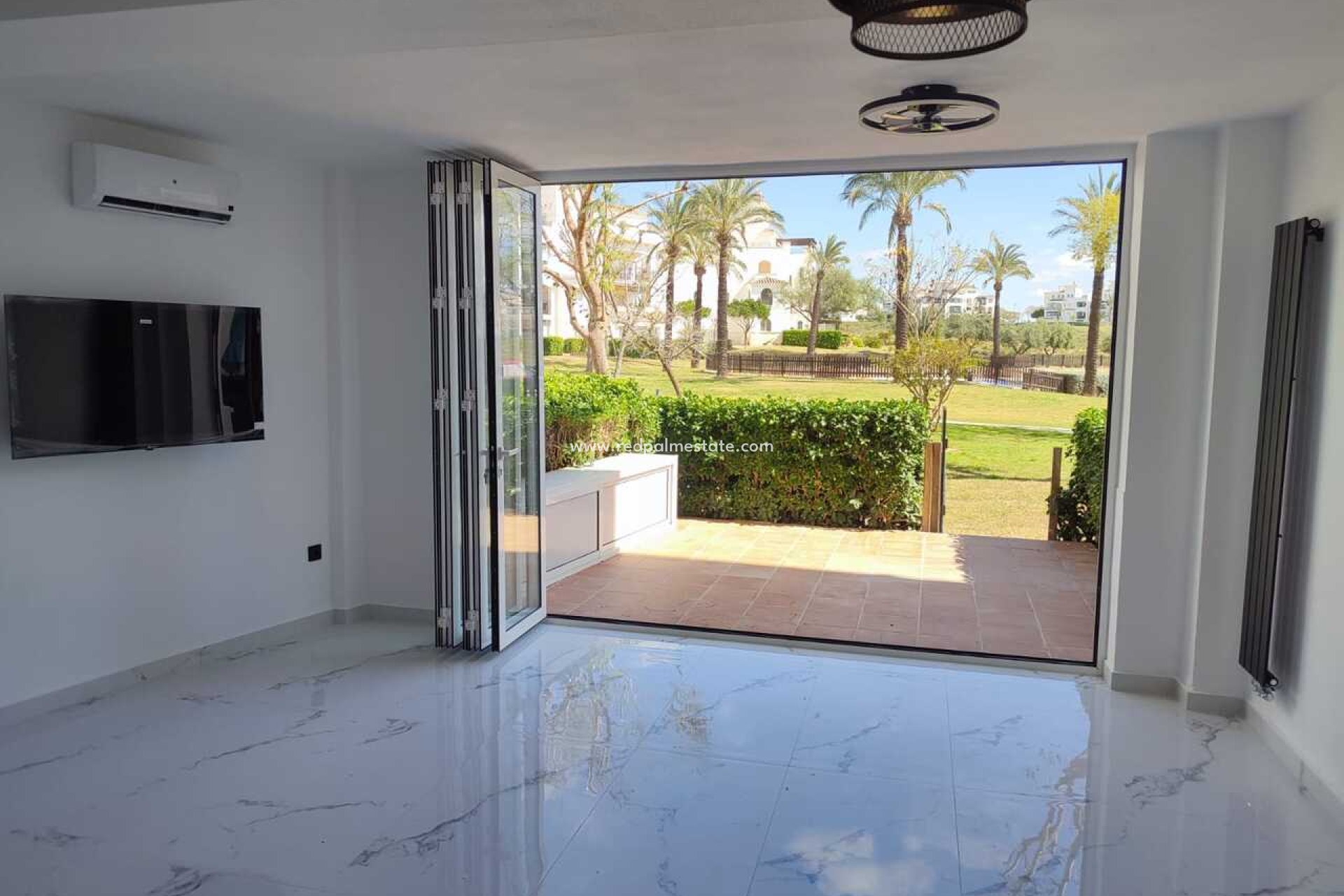 Videresalg - Leilighet -
Hacienda Riquelme Golf Resort - Inland