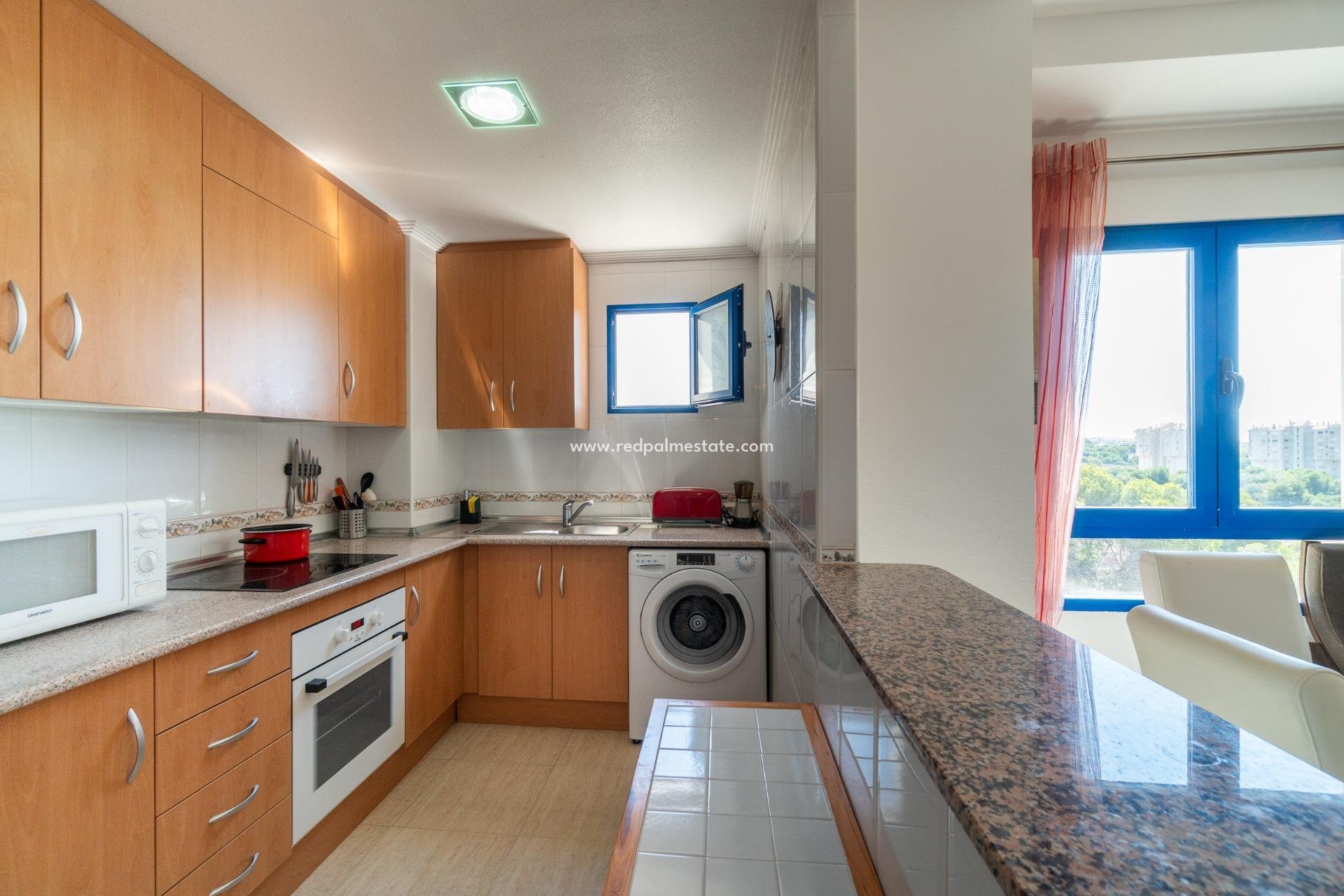 Videresalg - Leilighet -
Orihuela Costa - Altos de Campoamor