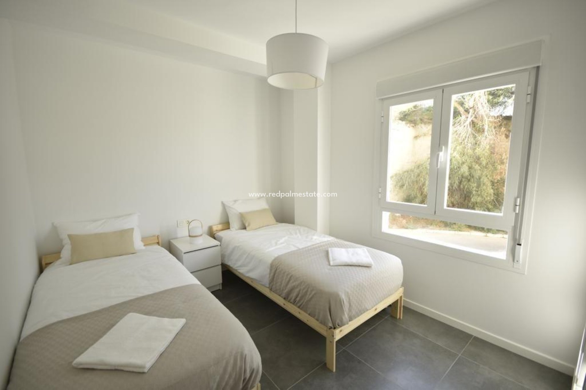 Videresalg - Leilighet -
Orihuela Costa - Campoamor