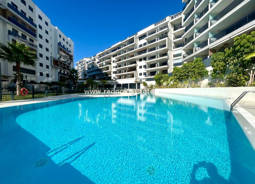 Videresalg - Leilighet -
Orihuela Costa - Campoamor