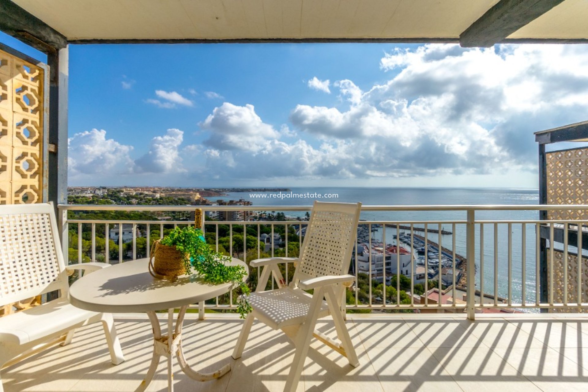 Videresalg - Leilighet -
Orihuela Costa - Campoamor