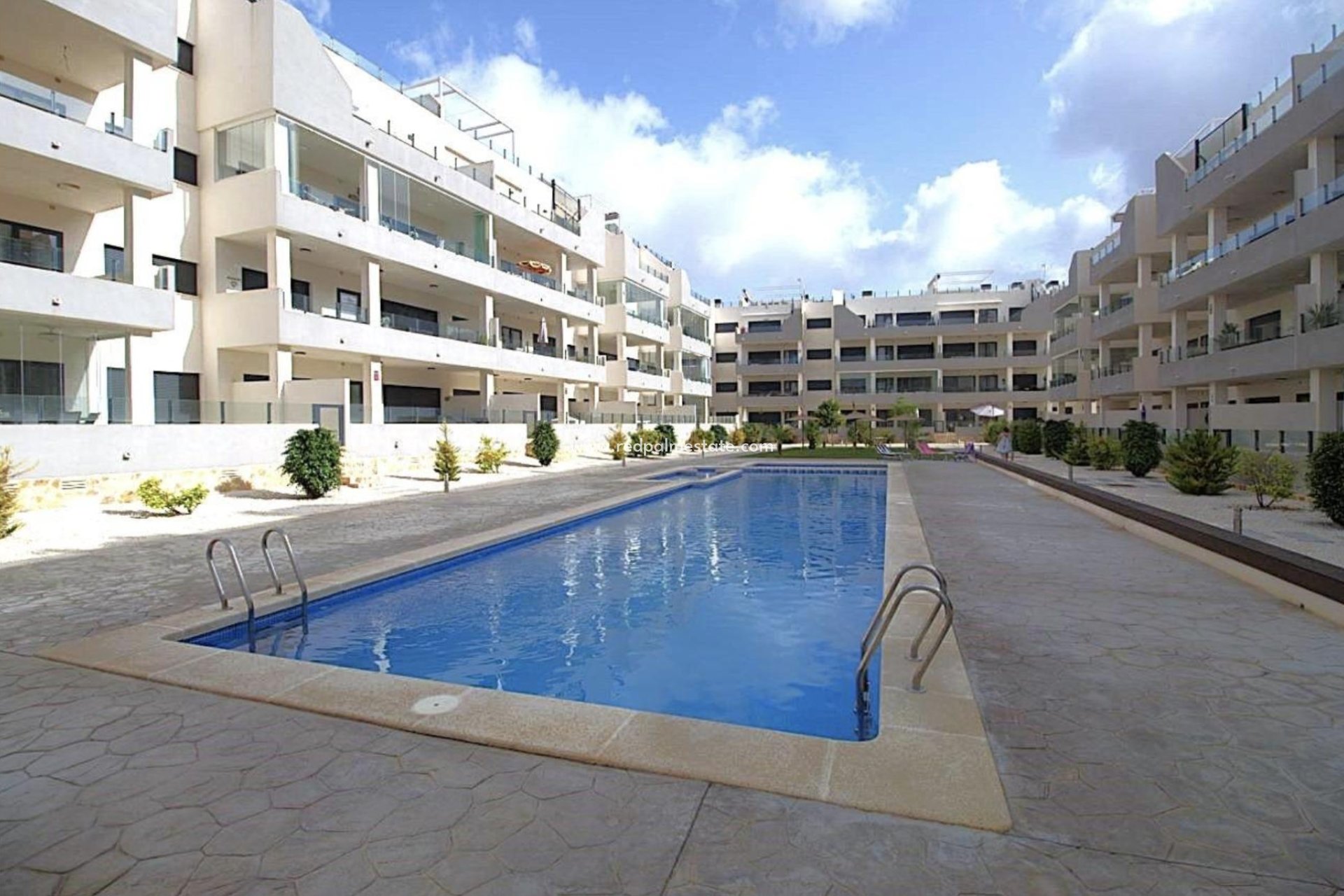 Videresalg - Leilighet -
Orihuela Costa - Inland