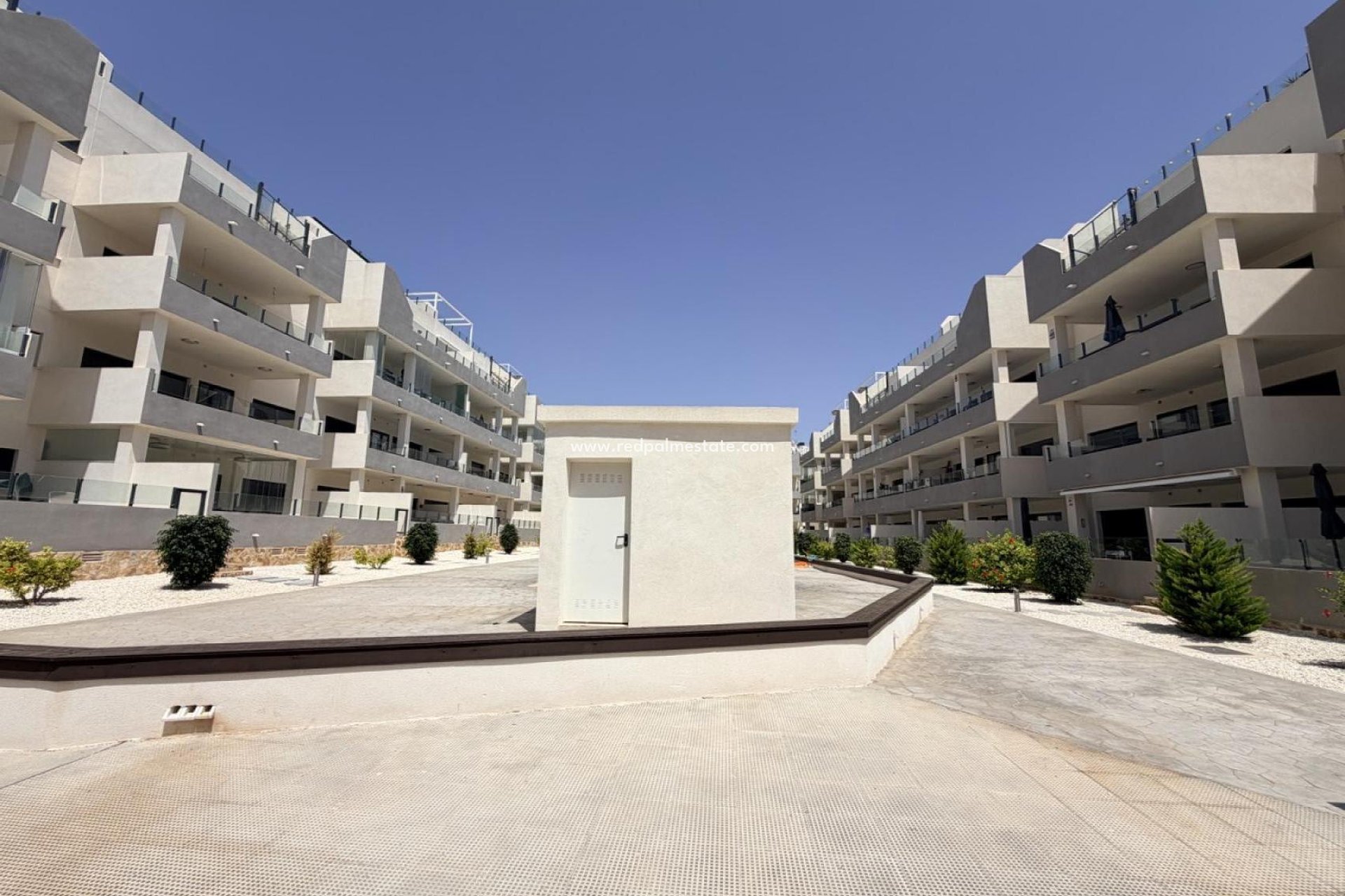 Videresalg - Leilighet -
Orihuela Costa - Inland