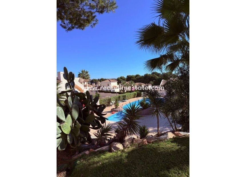 Videresalg - Leilighet -
Orihuela Costa - Inland