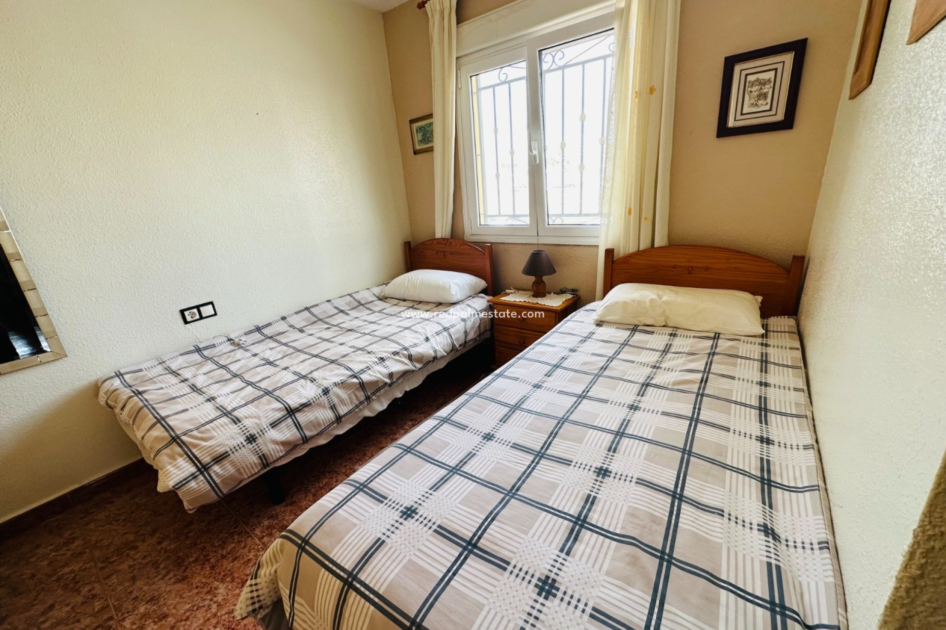 Videresalg - Leilighet -
Orihuela Costa - Inland