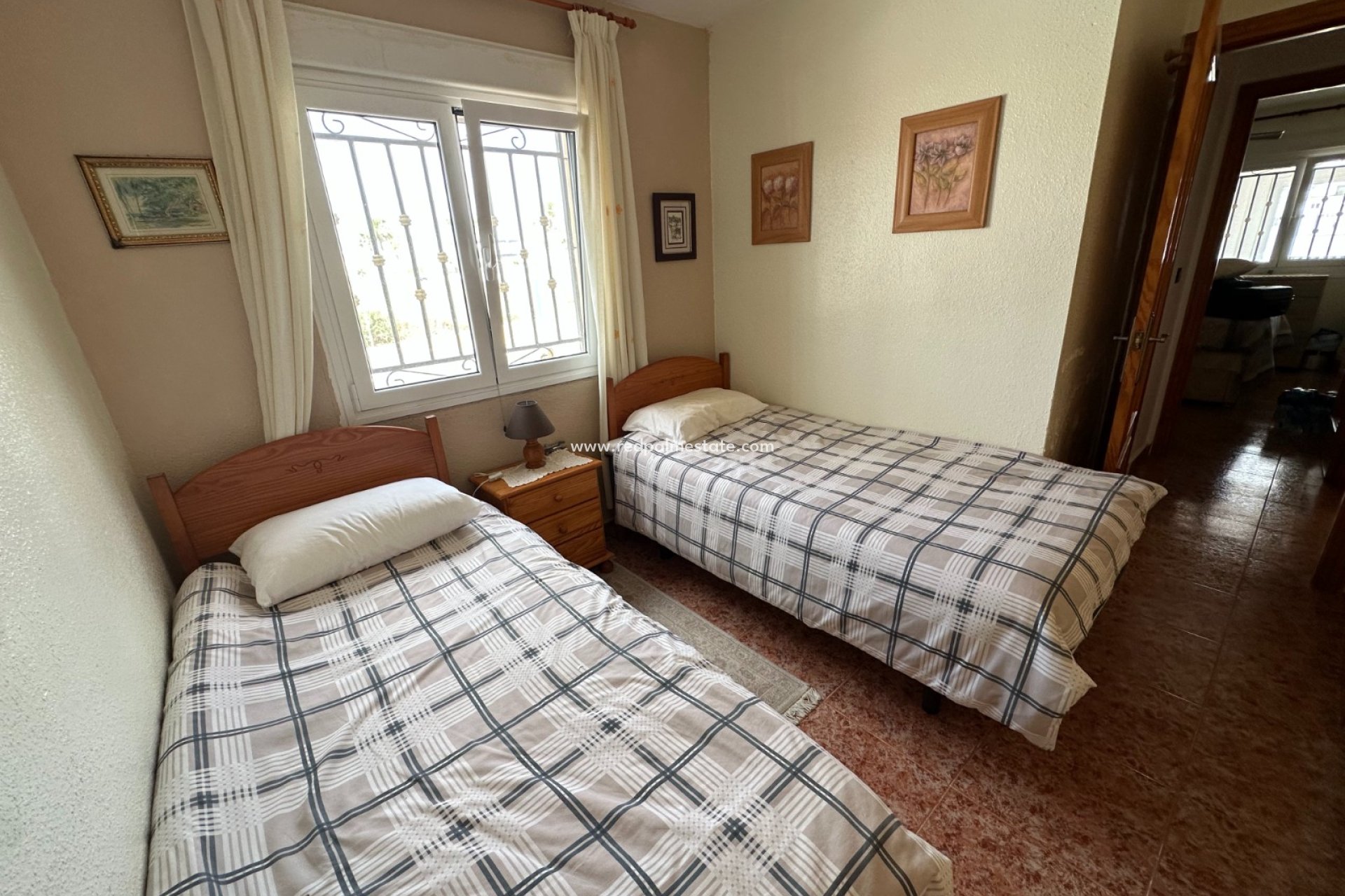 Videresalg - Leilighet -
Orihuela Costa - Inland