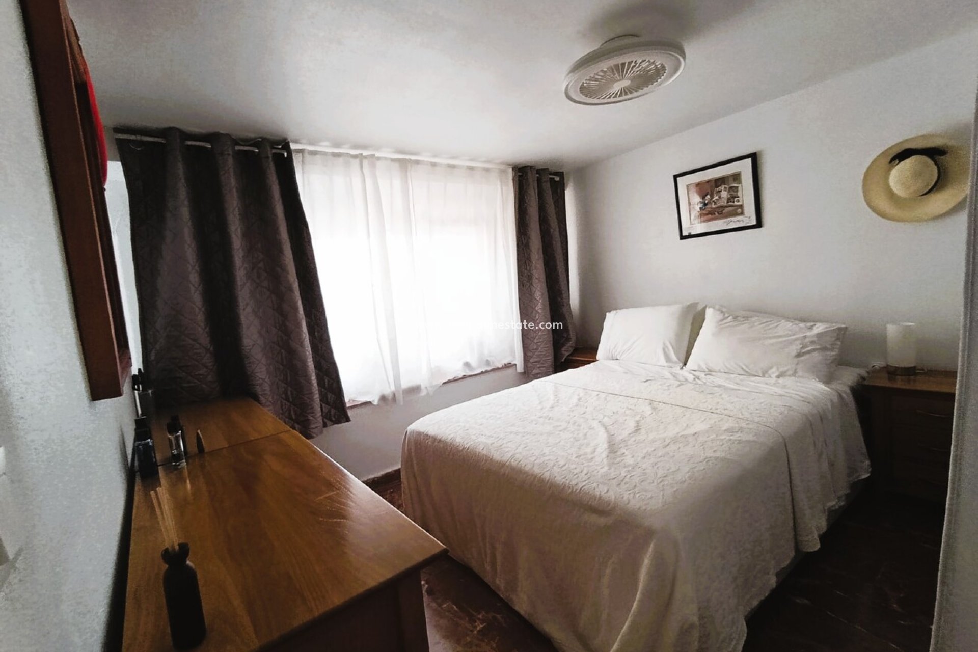 Videresalg - Leilighet -
Orihuela Costa - Inland