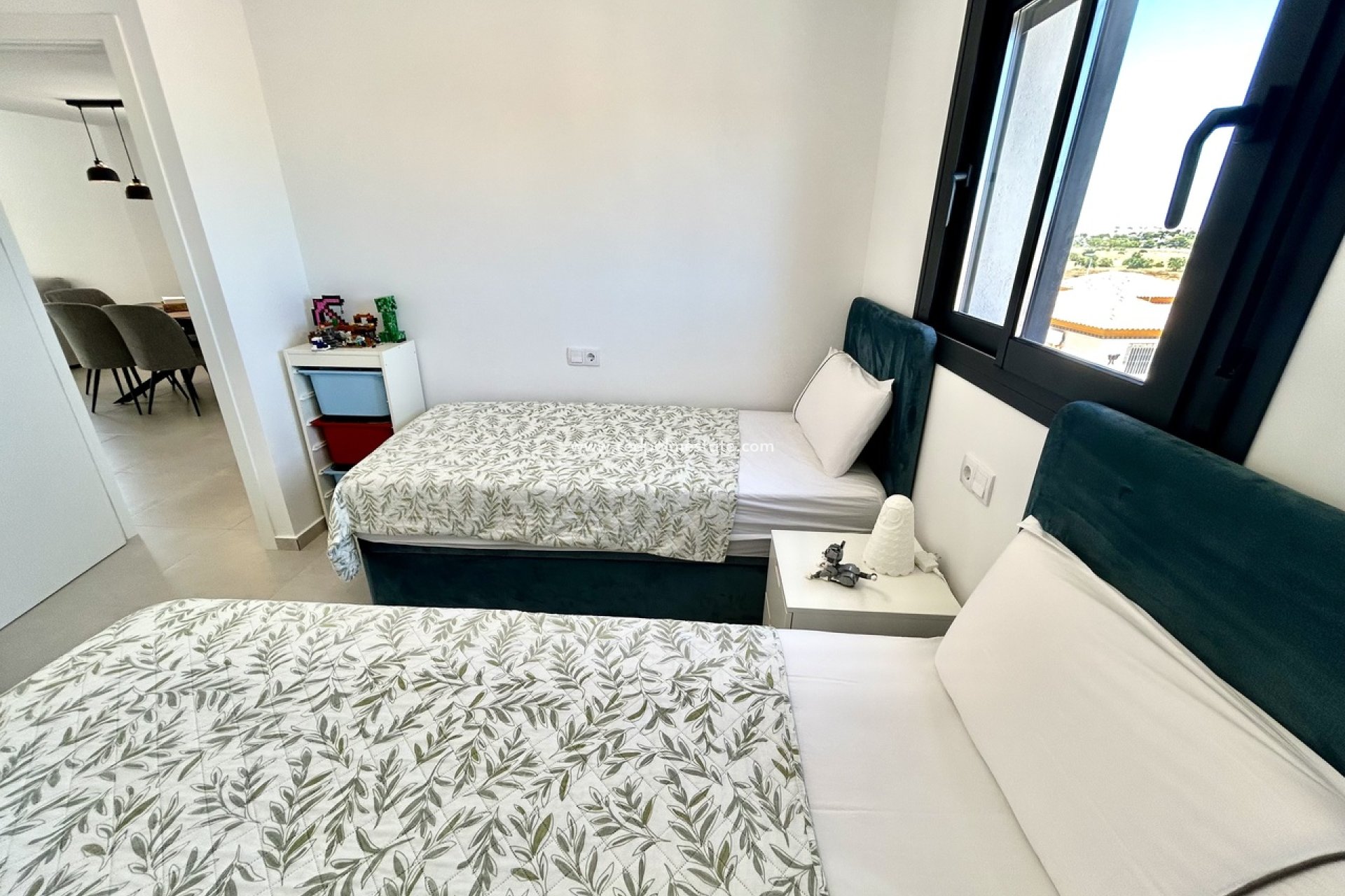 Videresalg - Leilighet -
Orihuela Costa - Inland