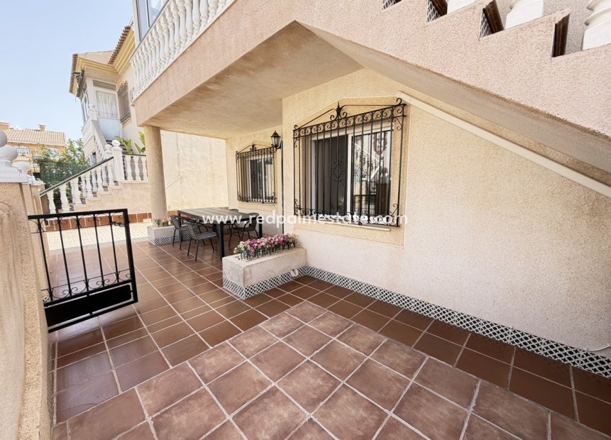 Videresalg - Leilighet -
Orihuela Costa - La Zenia