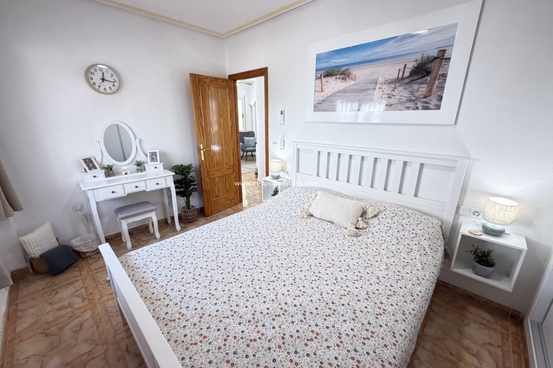 Videresalg - Leilighet -
Orihuela Costa - La Zenia