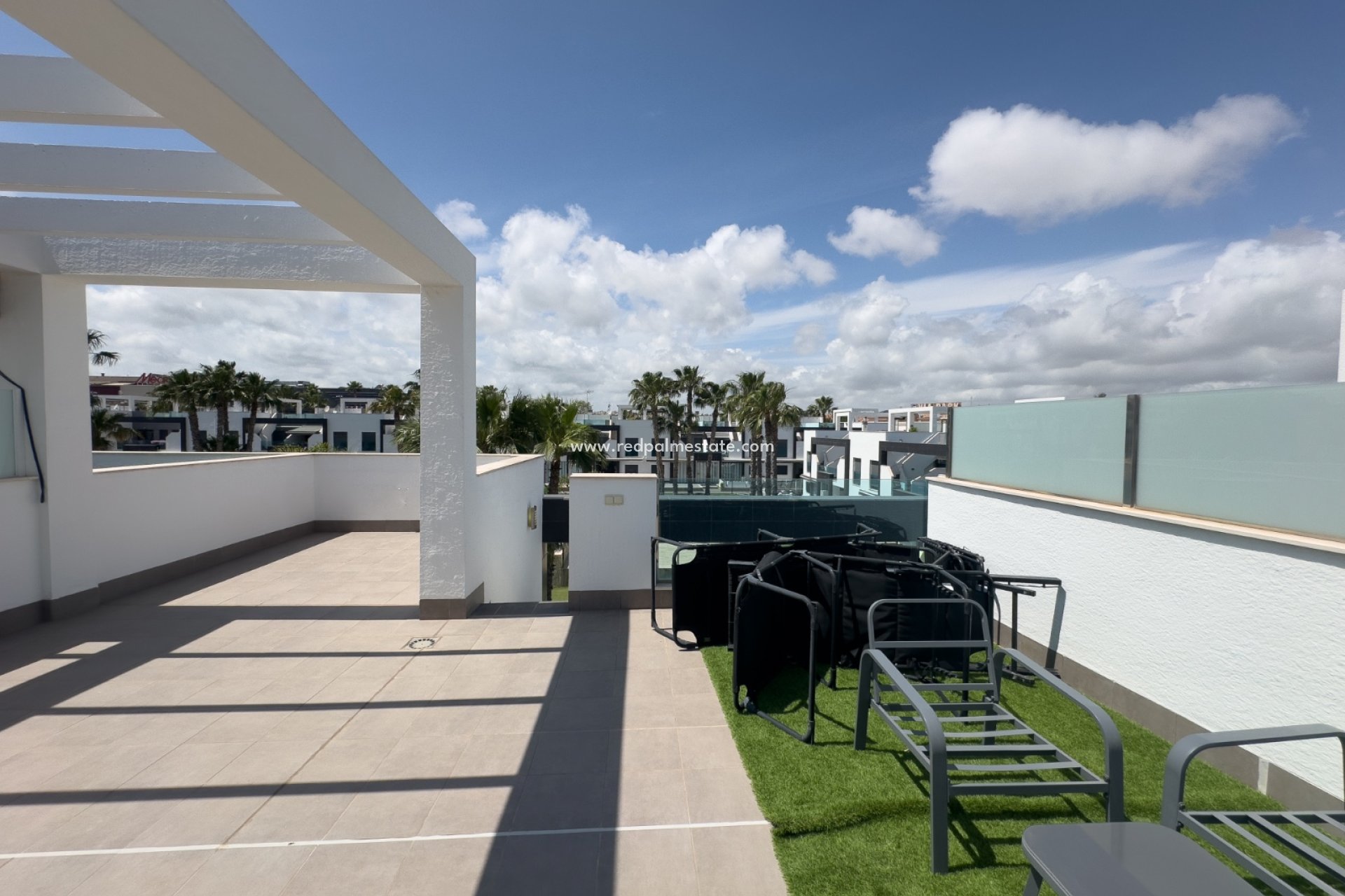 Videresalg - Leilighet -
Orihuela Costa - La Zenia