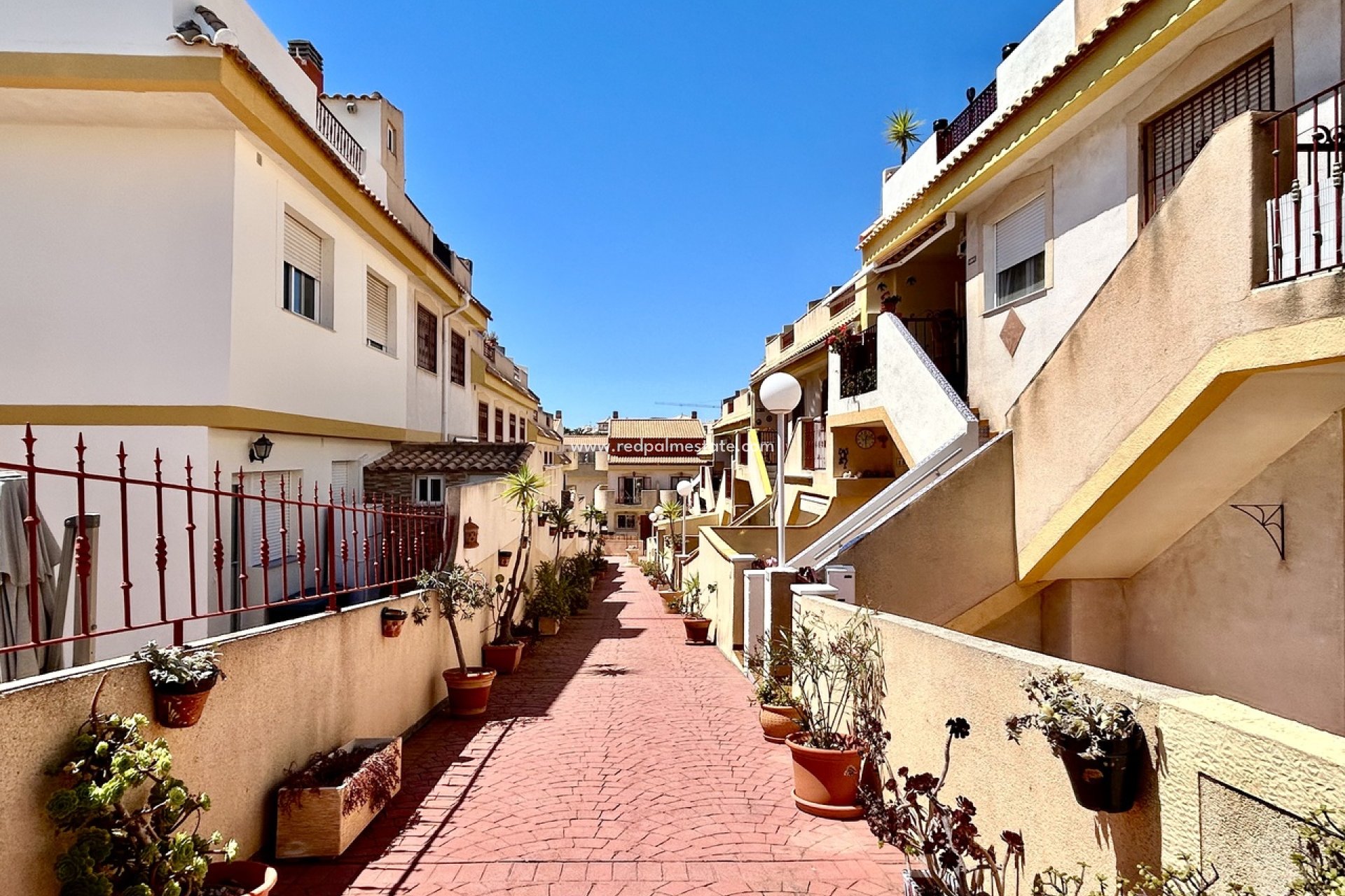 Videresalg - Leilighet -
Orihuela Costa - La Zenia
