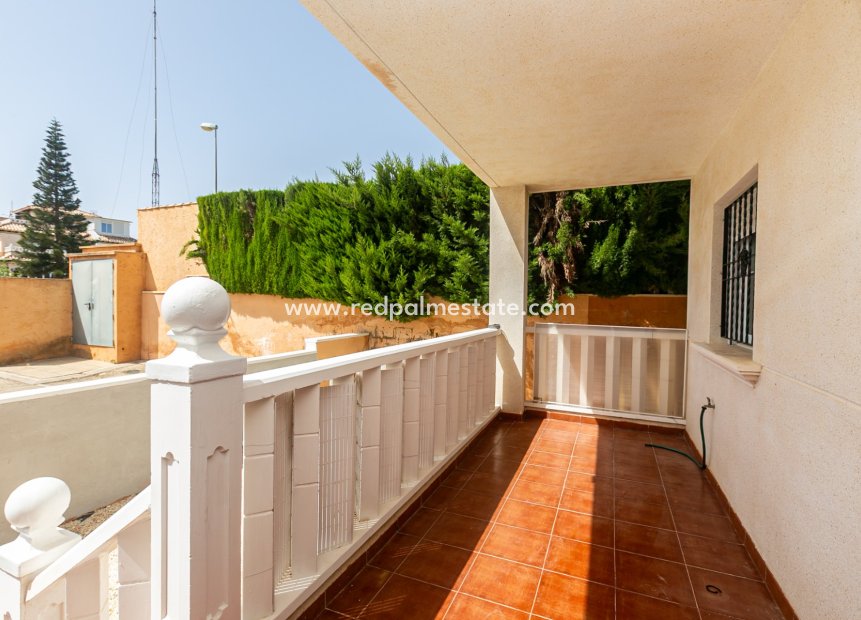 Videresalg - Leilighet -
Orihuela Costa - Lomas de Cabo Roig