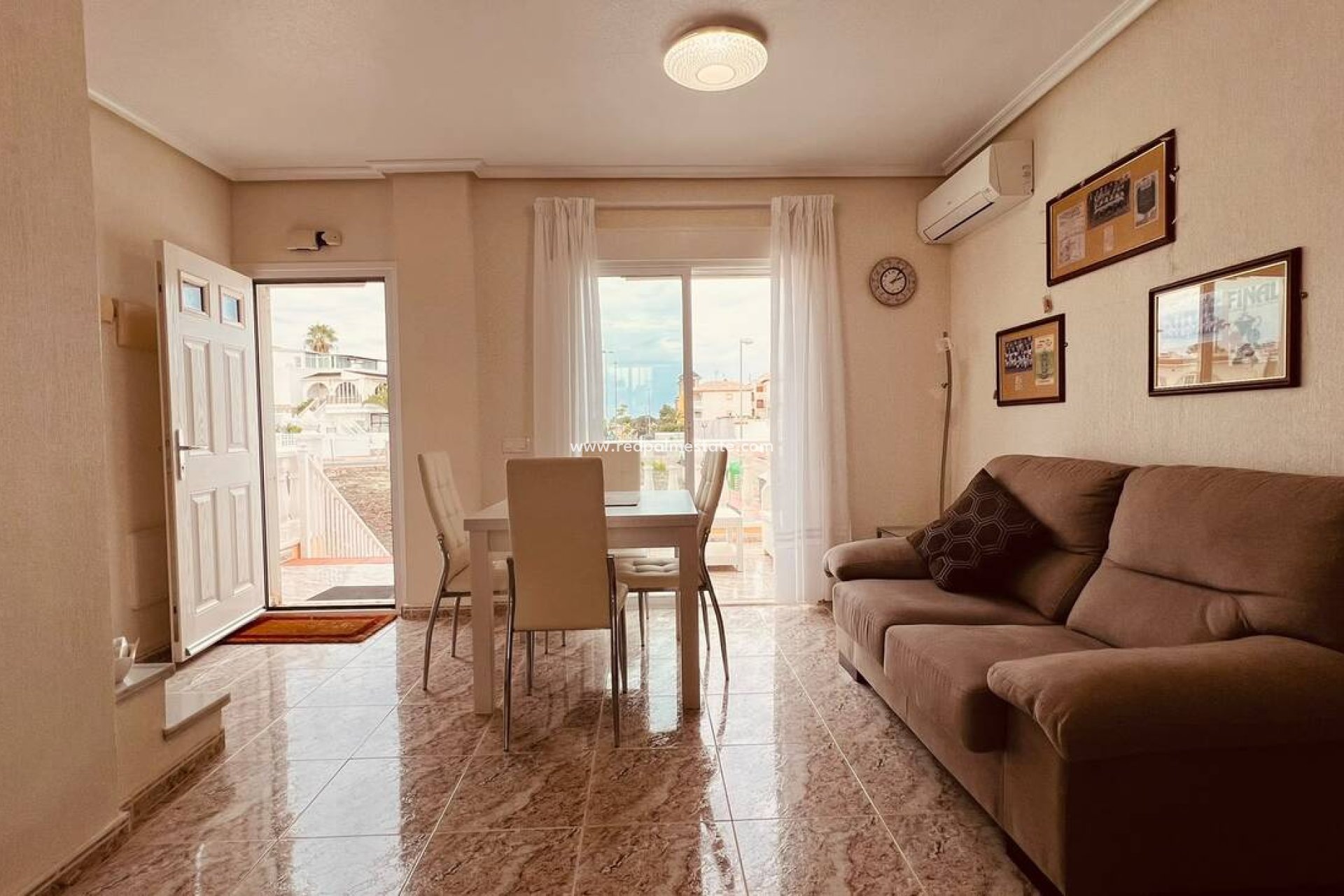 Videresalg - Leilighet -
Orihuela Costa - Villamartín