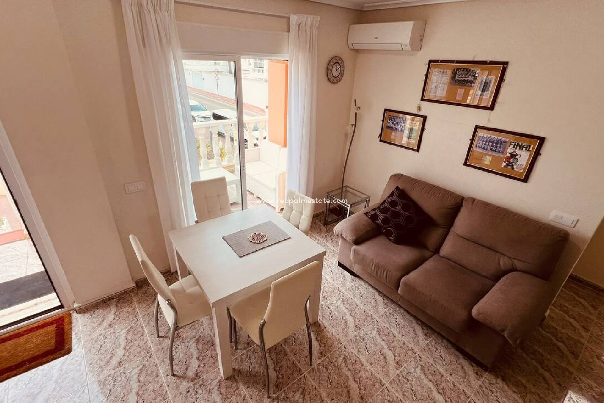 Videresalg - Leilighet -
Orihuela Costa - Villamartín