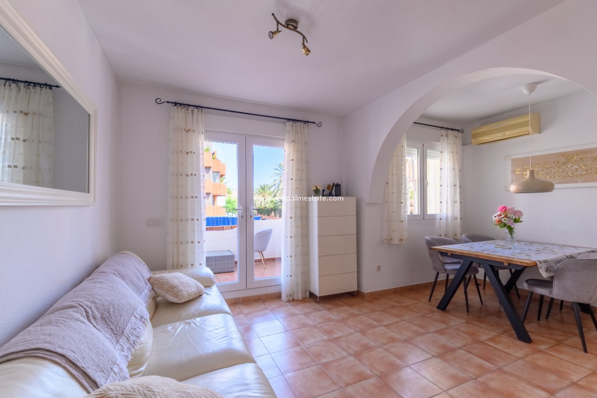 Videresalg - Leilighet -
Orihuela Costa - Villamartín