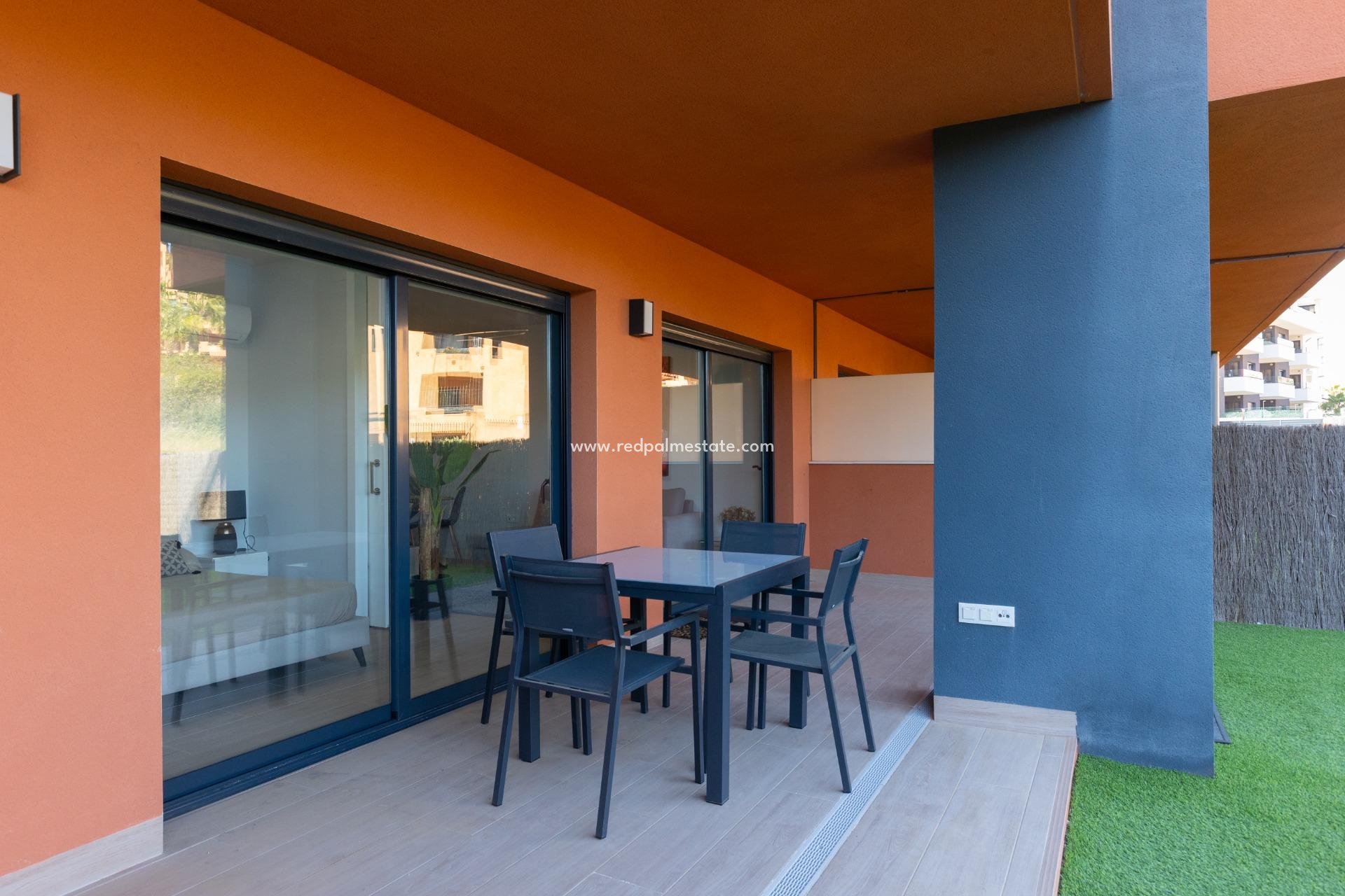 Videresalg - Leilighet -
Orihuela Costa - Villamartín