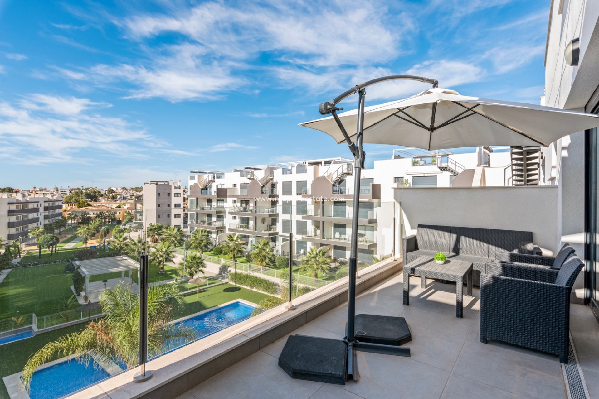 Videresalg - Leilighet -
Orihuela Costa - Villamartín
