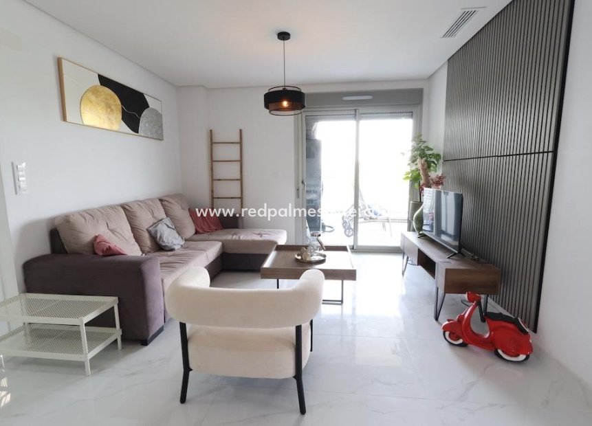 Videresalg - Leilighet -
Orihuela Costa
