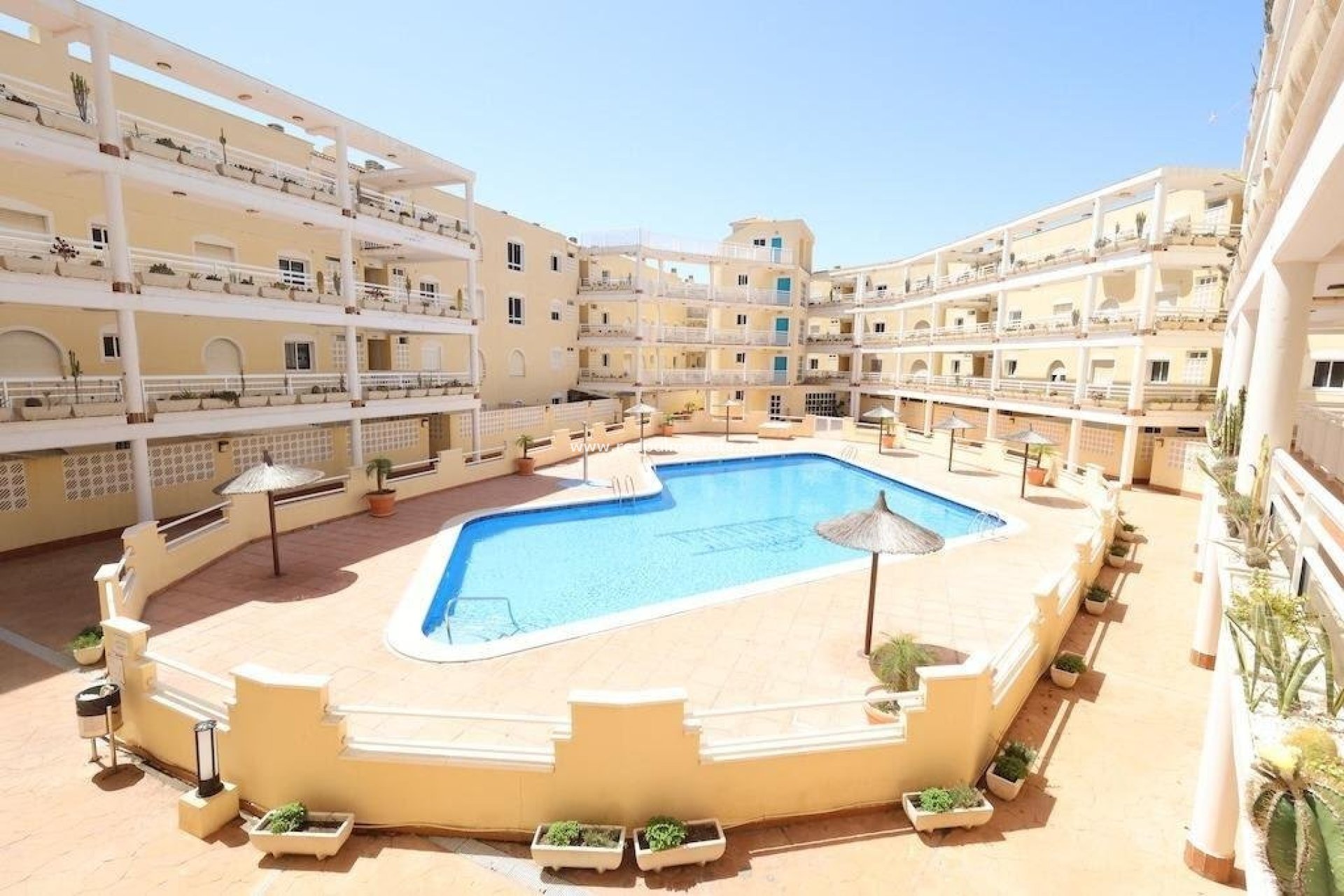 Videresalg - Leilighet -
Orihuela Costa