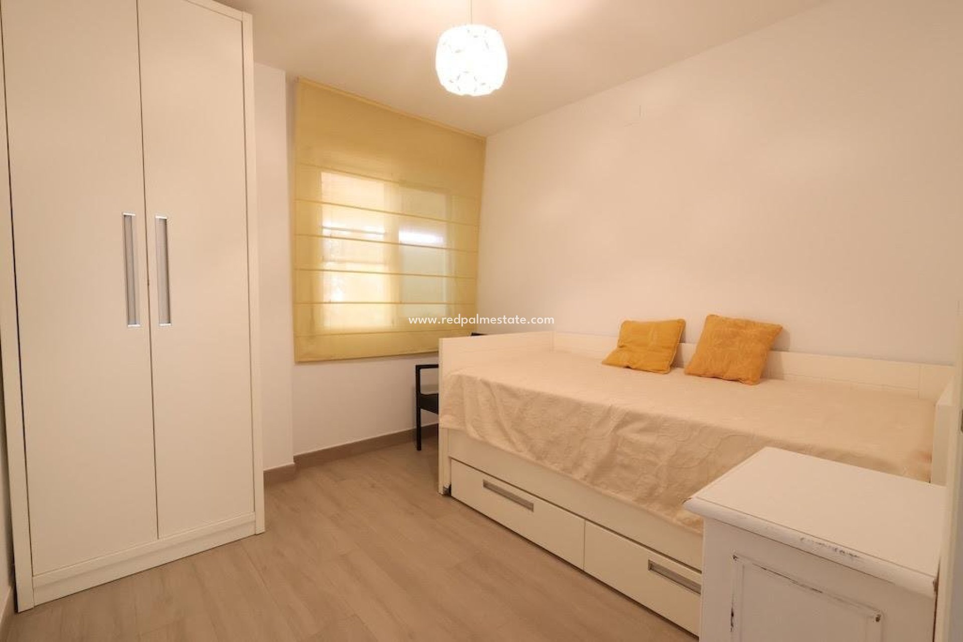 Videresalg - Leilighet -
Orihuela Costa