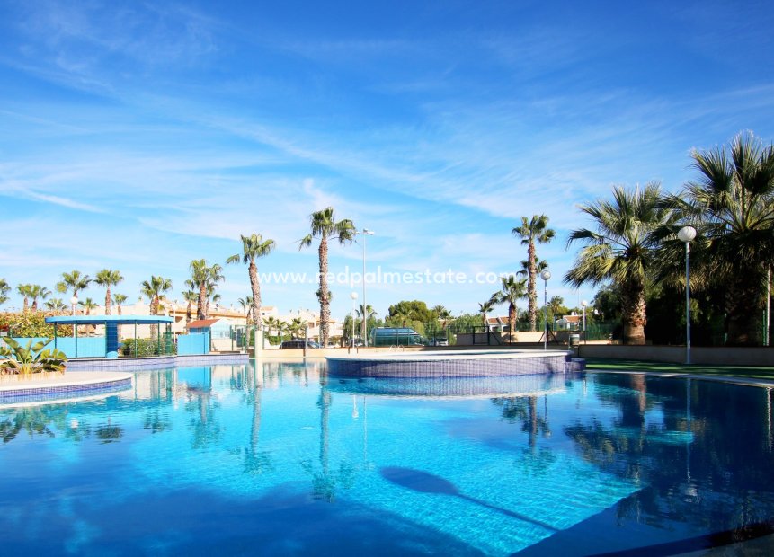 Videresalg - Leilighet -
Orihuela Costa