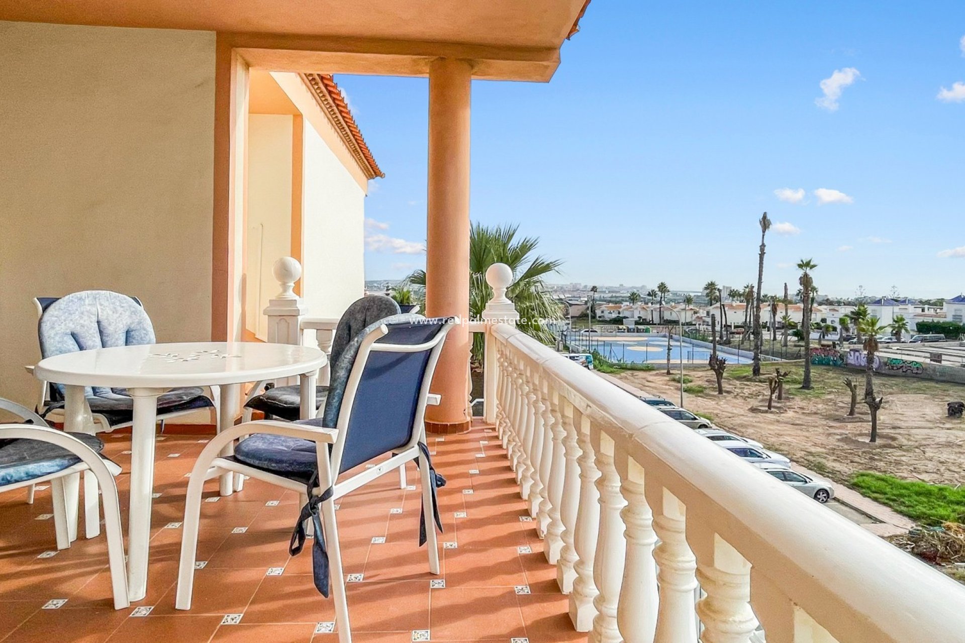 Videresalg - Leilighet -
Orihuela Costa