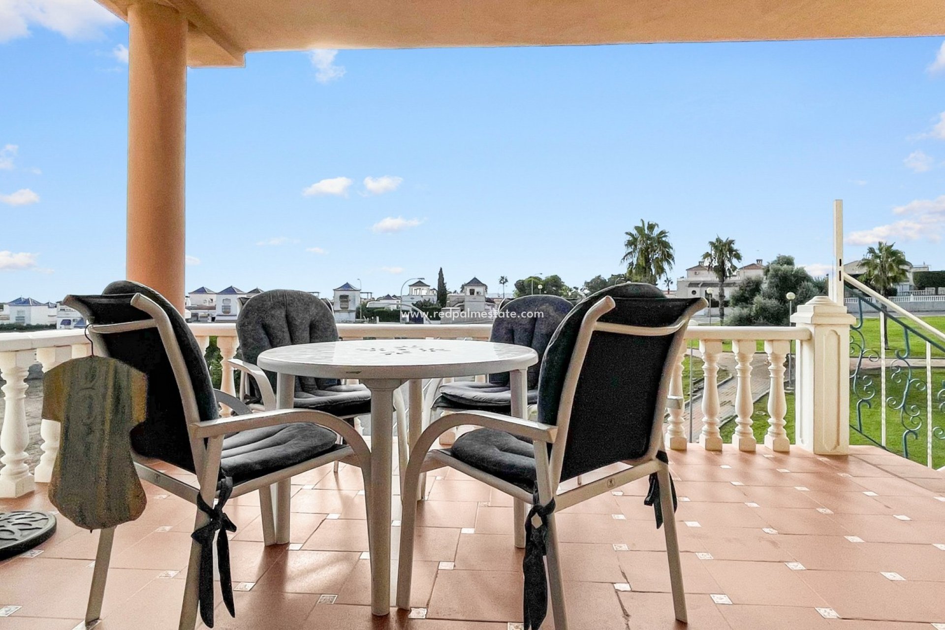 Videresalg - Leilighet -
Orihuela Costa