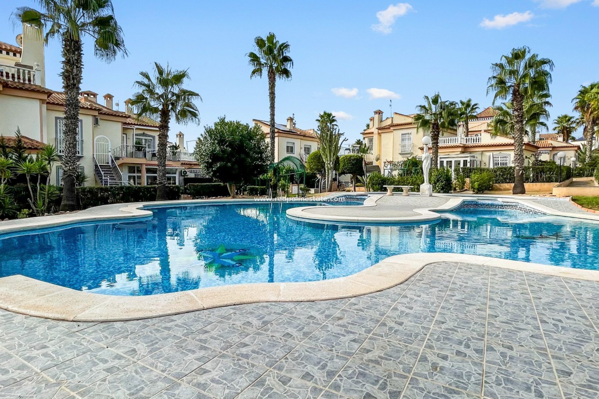 Videresalg - Leilighet -
Orihuela Costa