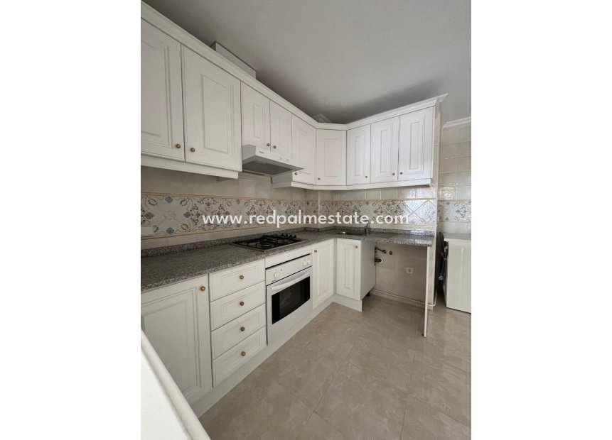 Videresalg - Leilighet -
Orihuela Costa