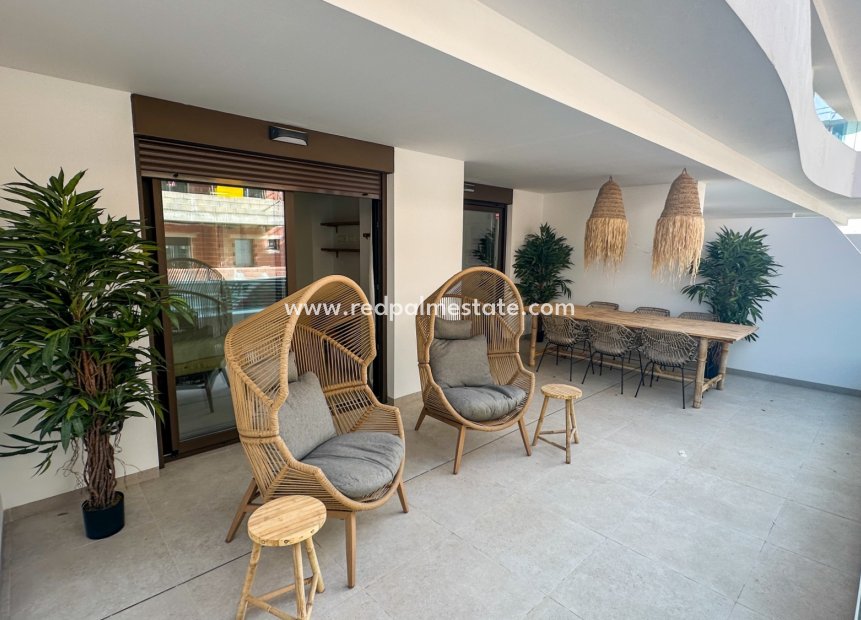 Videresalg - Leilighet -
Orihuela Costa