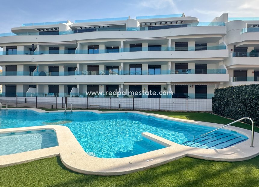 Videresalg - Leilighet -
Orihuela Costa