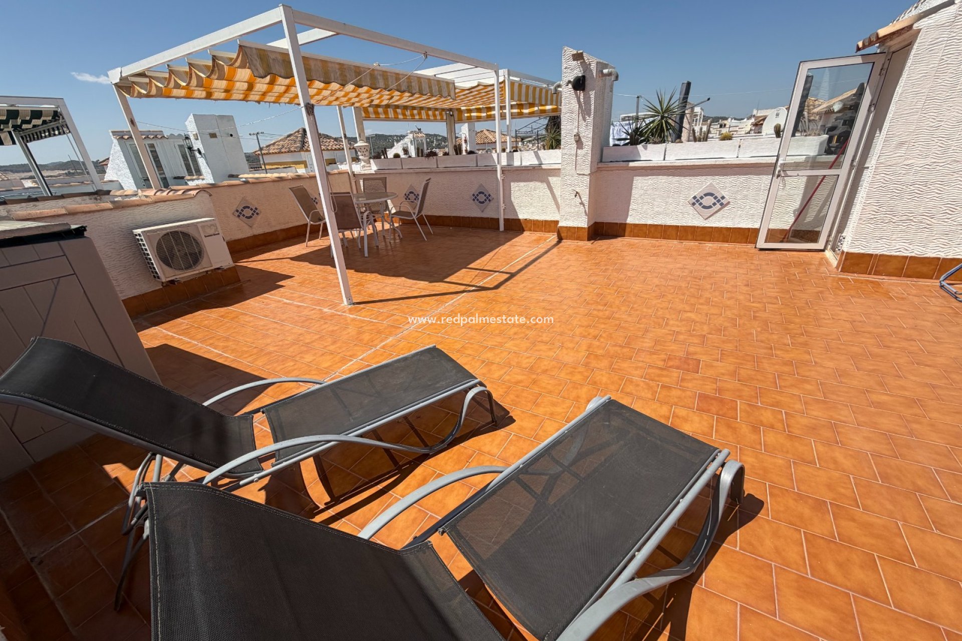 Videresalg - Leilighet -
Orihuela - Inland