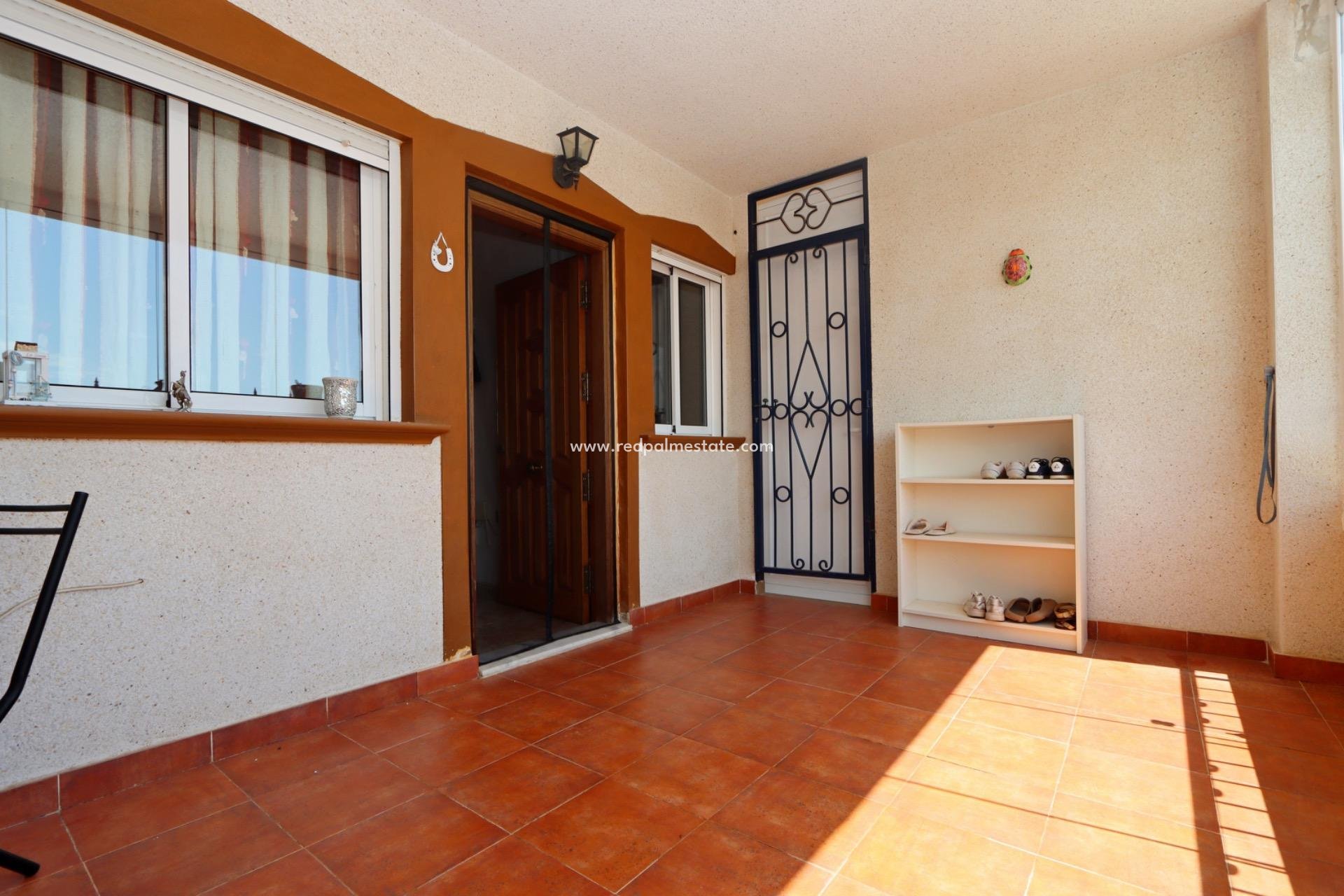 Videresalg - Leilighet -
Orihuela - Los balcones