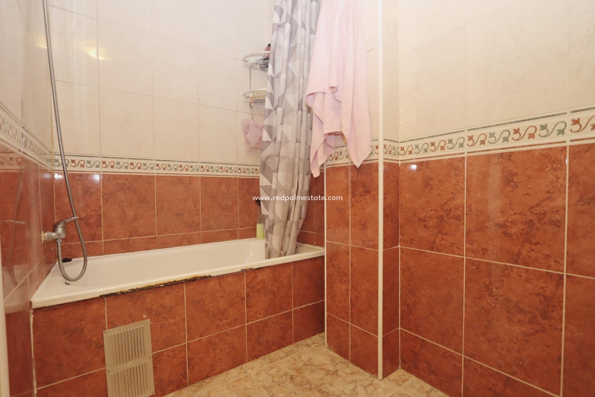 Videresalg - Leilighet -
Orihuela - Los balcones