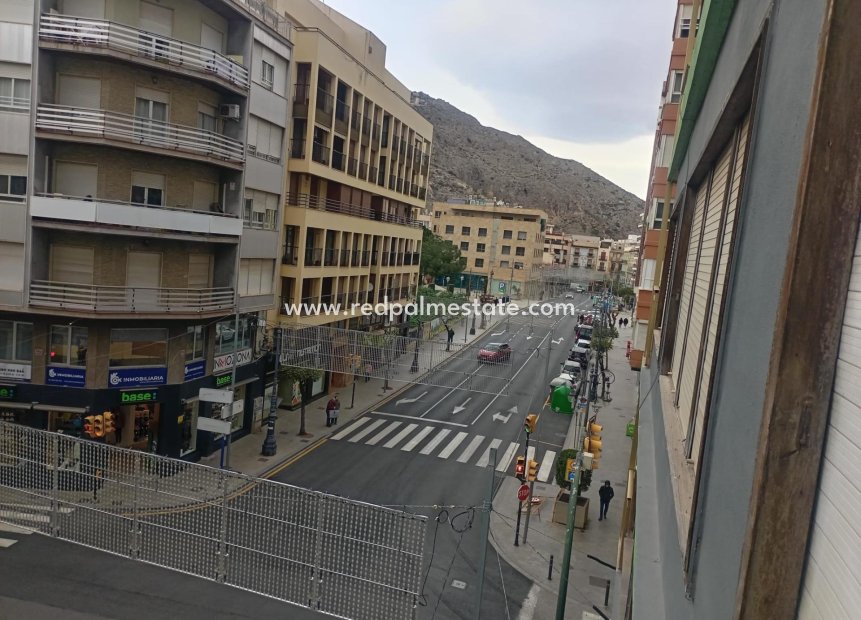 Videresalg - Leilighet -
Orihuela - Orihuela Ciudad