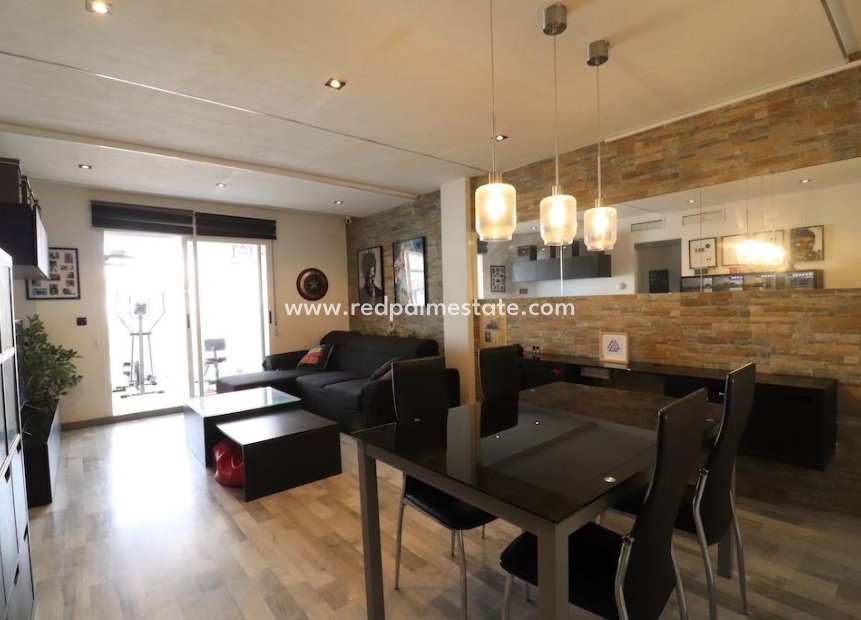 Videresalg - Leilighet Penthouse -
Orihuela Costa - Costa Blanca