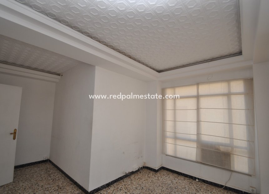 Videresalg - Leilighet -
Pinoso - Inland