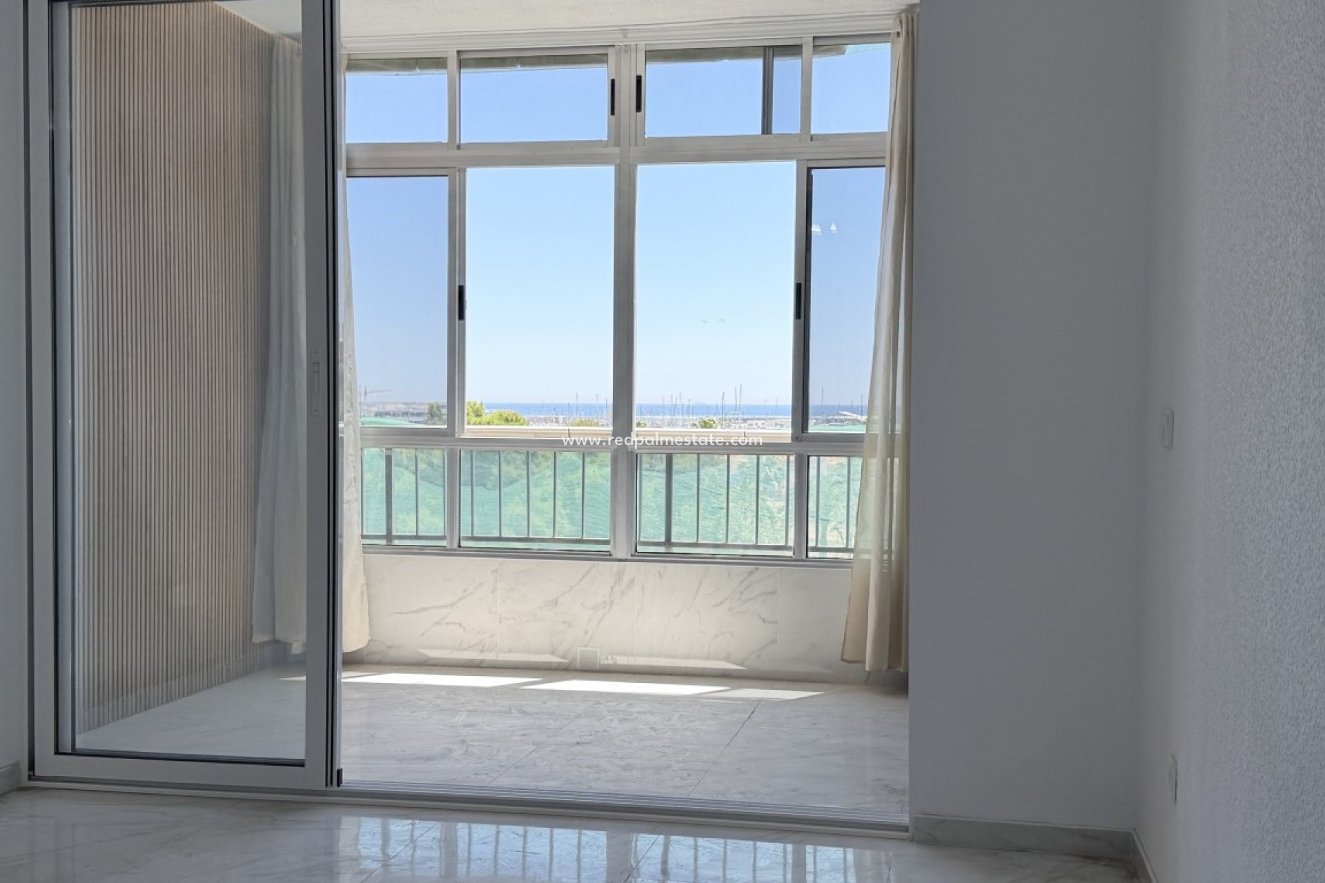 Videresalg - Leilighet -
Playa del Acequion