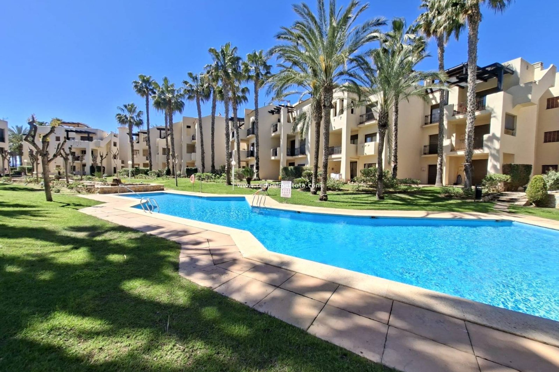 Videresalg - Leilighet -
San Javier - Roda
