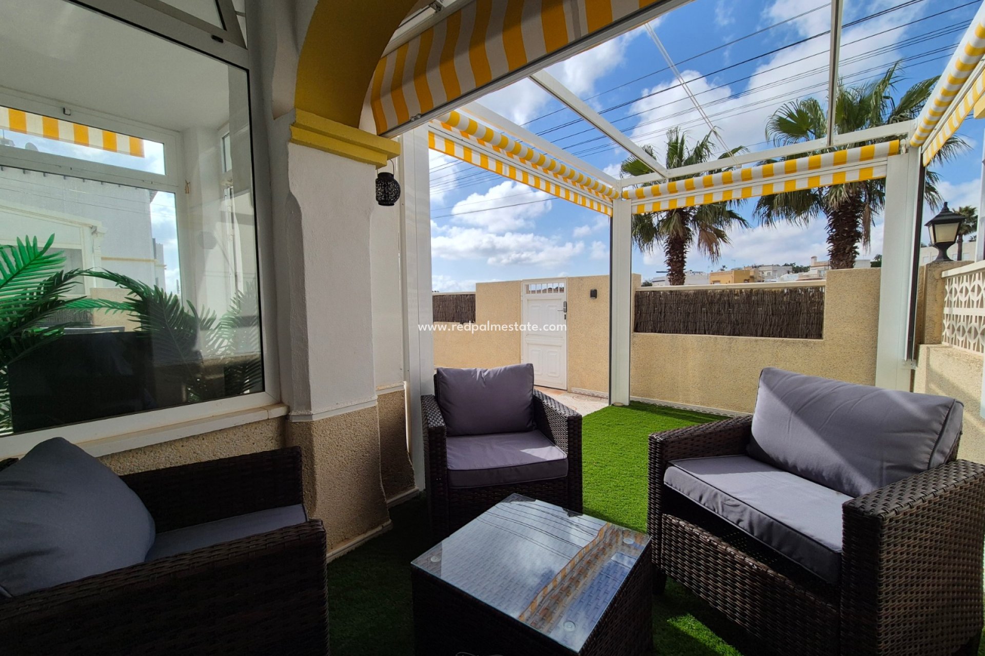 Videresalg - Leilighet -
San Miguel de Salinas - Inland