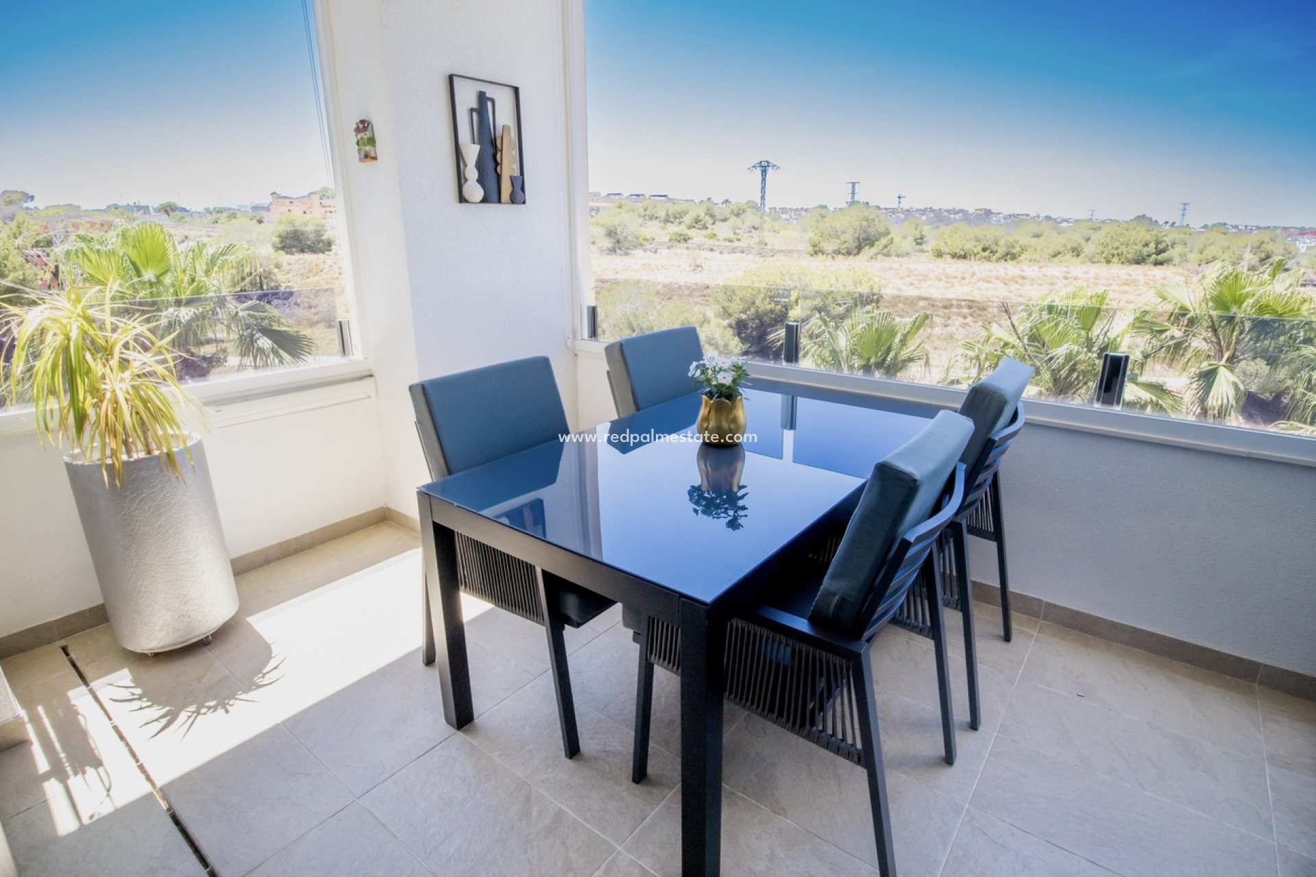 Videresalg - Leilighet -
Torrevieja - AMANECER