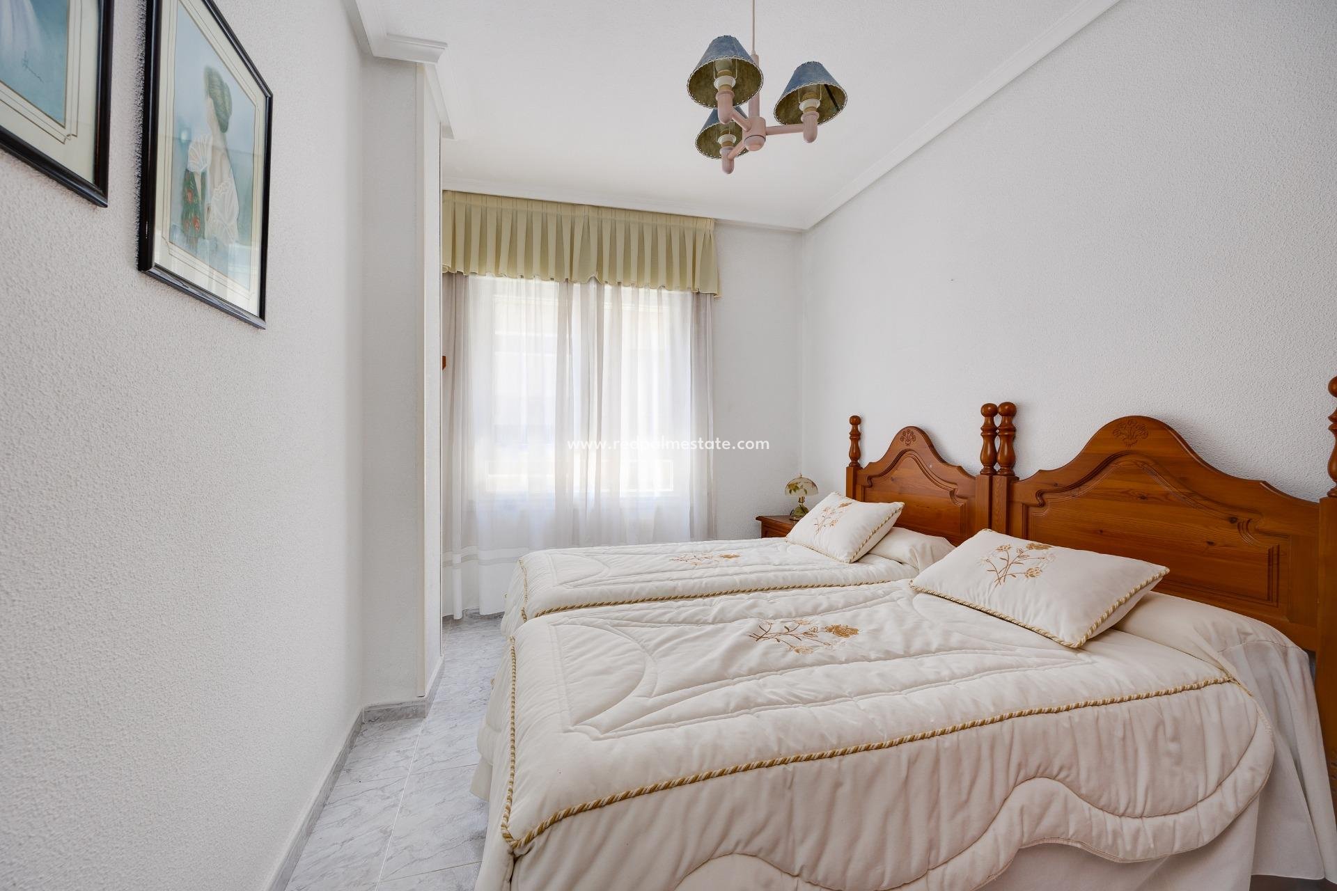 Videresalg - Leilighet -
Torrevieja - Antonio Machado