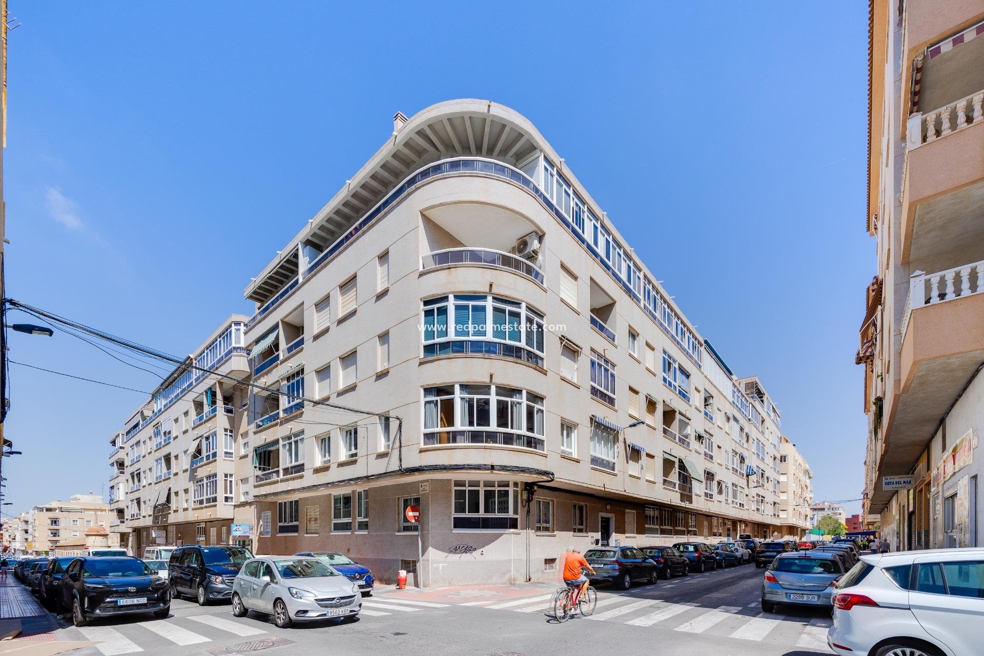 Videresalg - Leilighet -
Torrevieja - Antonio Machado
