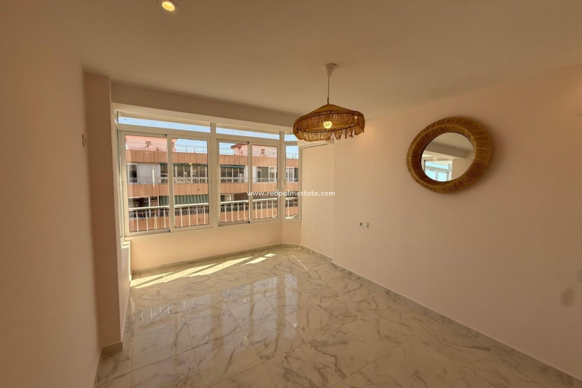 Videresalg - Leilighet -
Torrevieja - Costa Blanca