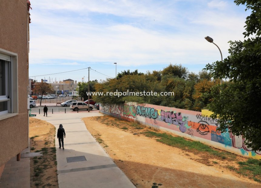 Videresalg - Leilighet -
Torrevieja - Costa Blanca