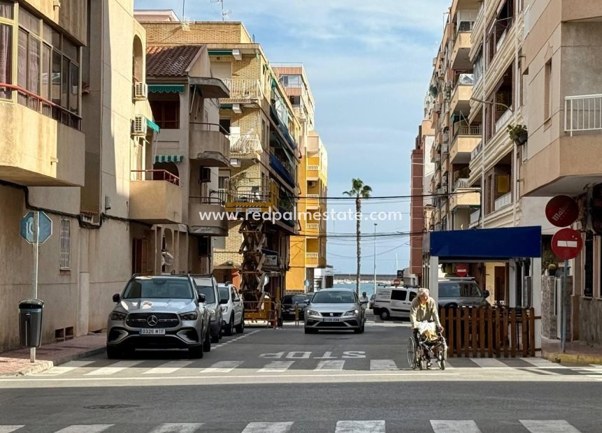 Videresalg - Leilighet -
Torrevieja - El Acequión - Los Náufragos